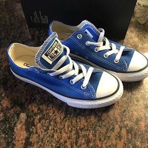 Converse kids Royal Blue shoes size 1.5 shoes